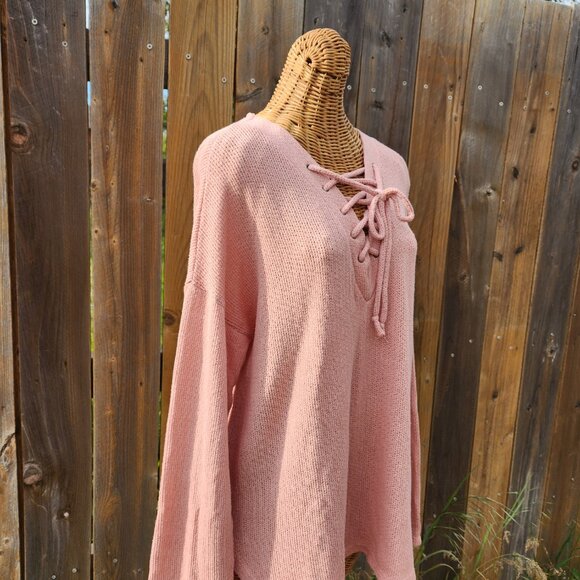 Sadie and Love pink Knit Sweater SZ. XL Lace up V Neck Made with Love in Cali. - Picture 7 of 8
